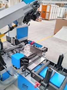 Paket Kesim Özelliğine Sahip Otomatik Sürücülü Tezgah (Düz Çene Yapılı Çift Mengene)